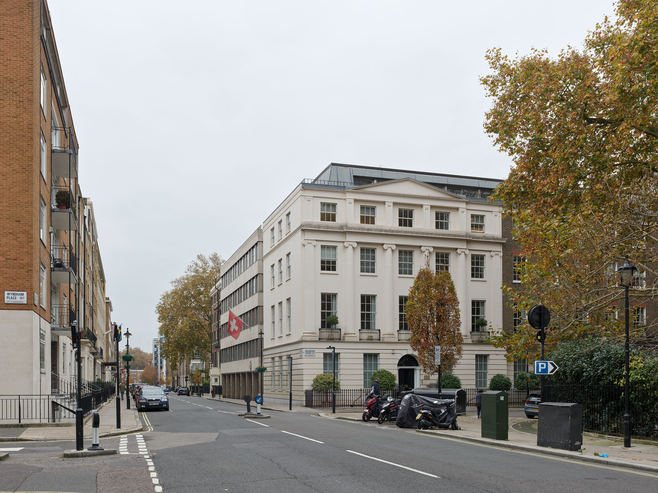 Ahp0008 exterior 004800 J2560